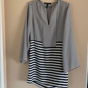 BCBG Striped dress, wide sleeves XXS